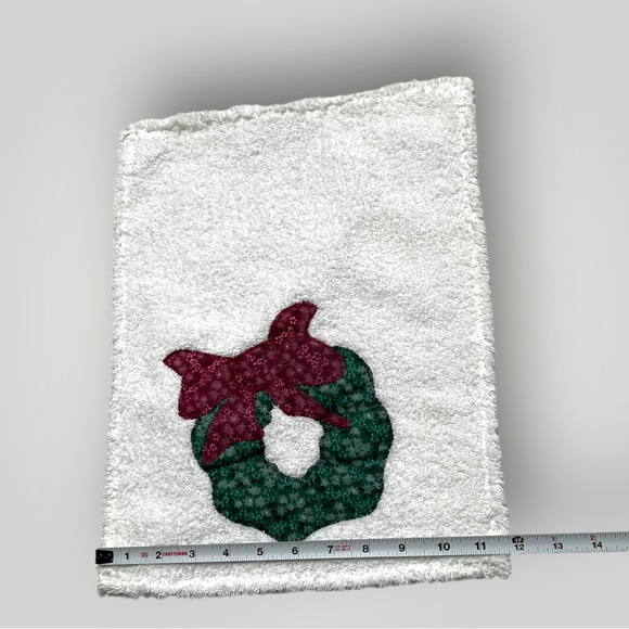 Lot/3 𝑯𝒂𝒏𝒅𝒎𝒂𝒅𝒆 Holiday Christmas Hand Towels 🎁 - Picture 5 of 16